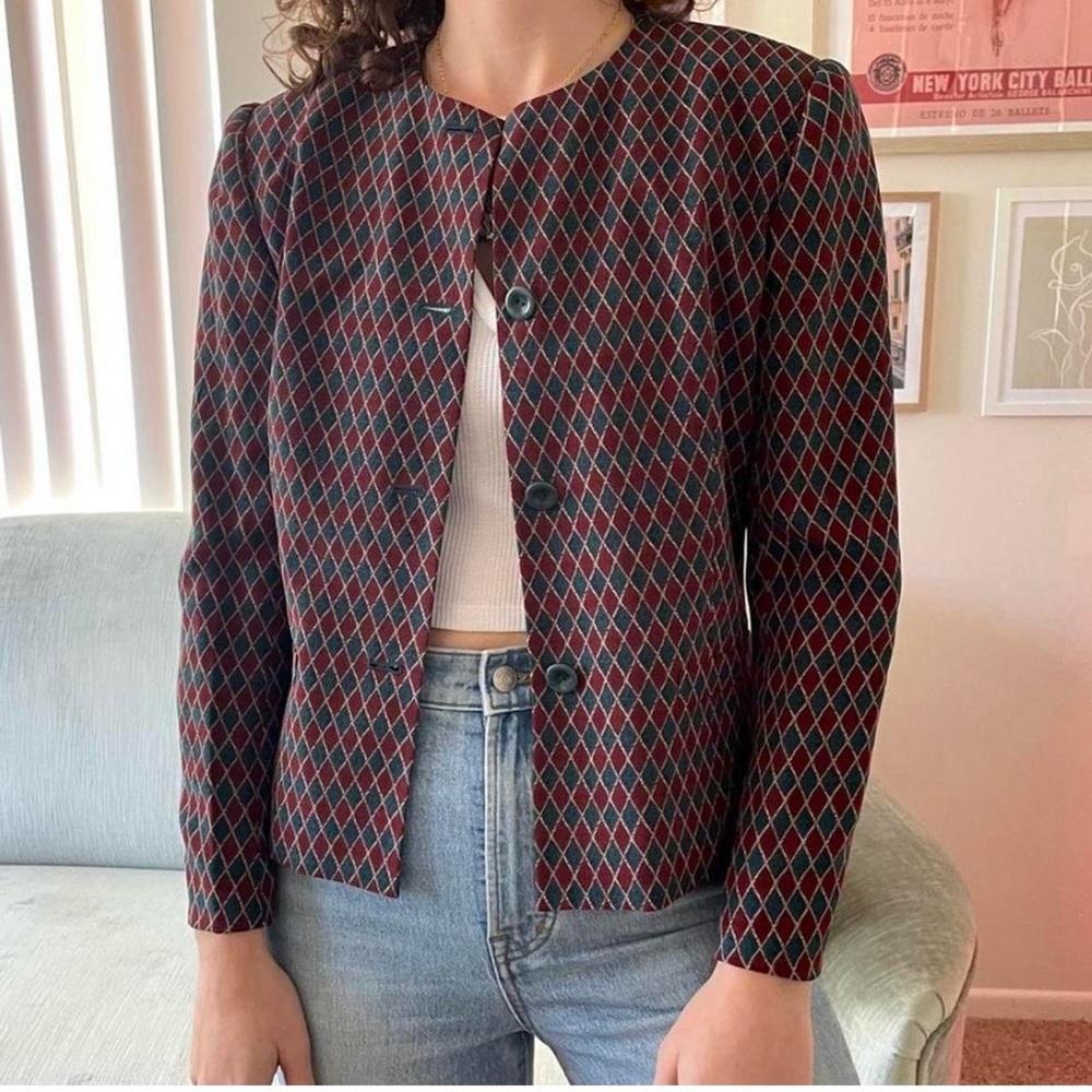 Stylish Women's Diamond Pattern Jacket vintage size 14 100 percent silk